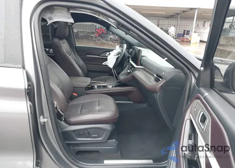 2025 Ford Explorer Platinum z USA, uszkodzony, nr VIN 1FMUK7HH9SGA37195